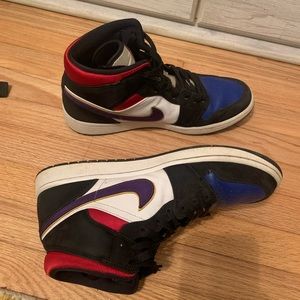 Top 3 lakers Jordan 1